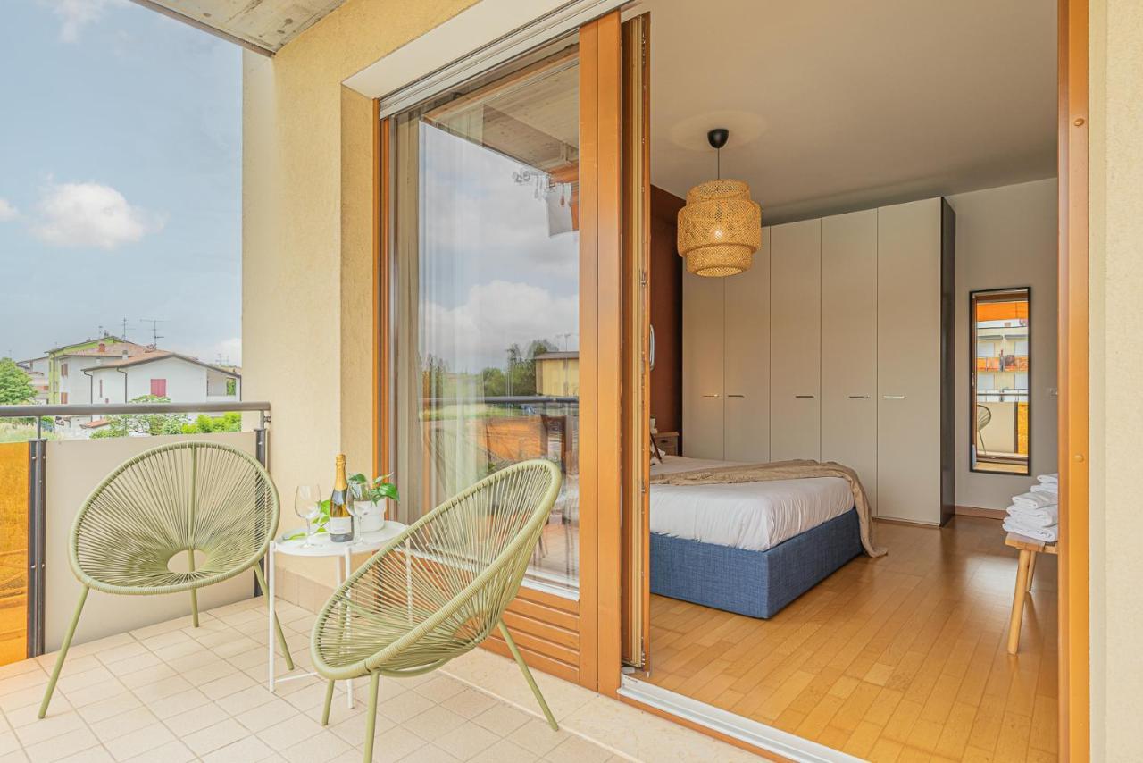 Hygge Family Apartment - One Step Away From The Lake!!! Sirmione Exterior foto