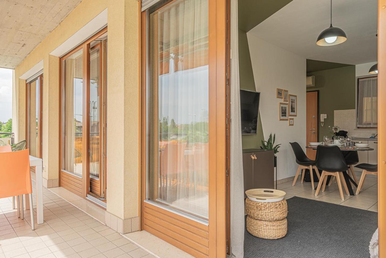 Hygge Family Apartment - One Step Away From The Lake!!! Sirmione Exterior foto
